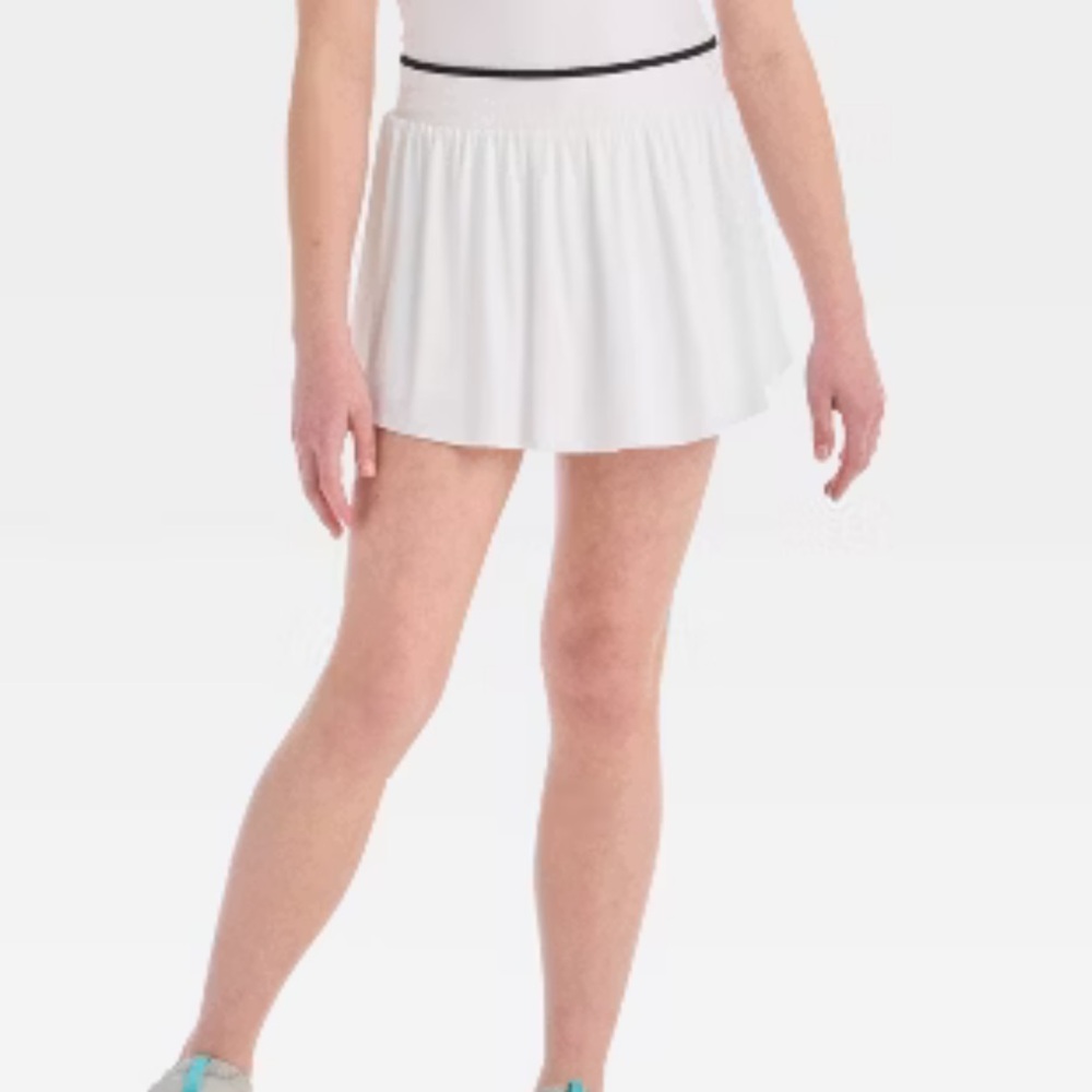 NWT All in Motion Girls White Mid Rise Athletic Skort in a size XL(14)